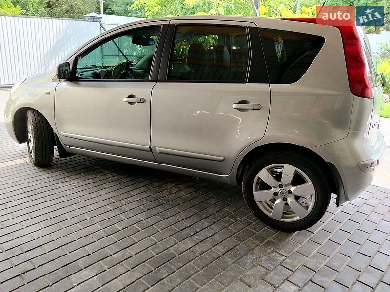 Хэтчбек Nissan Note 2008 в Полтаве фото 4 Хэтчбек Nissan Note 2008 в Полтаве