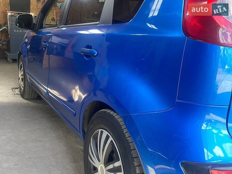 Хэтчбек Nissan Note 2006 в Одессе