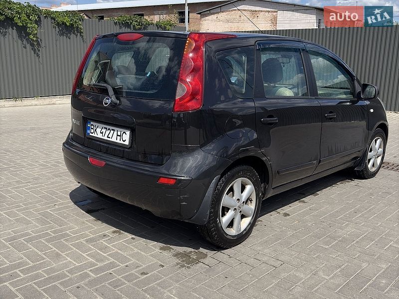 Хетчбек Nissan Note 2006 в Сарнах фото 12 Хетчбек Nissan Note 2006 в Сарнах