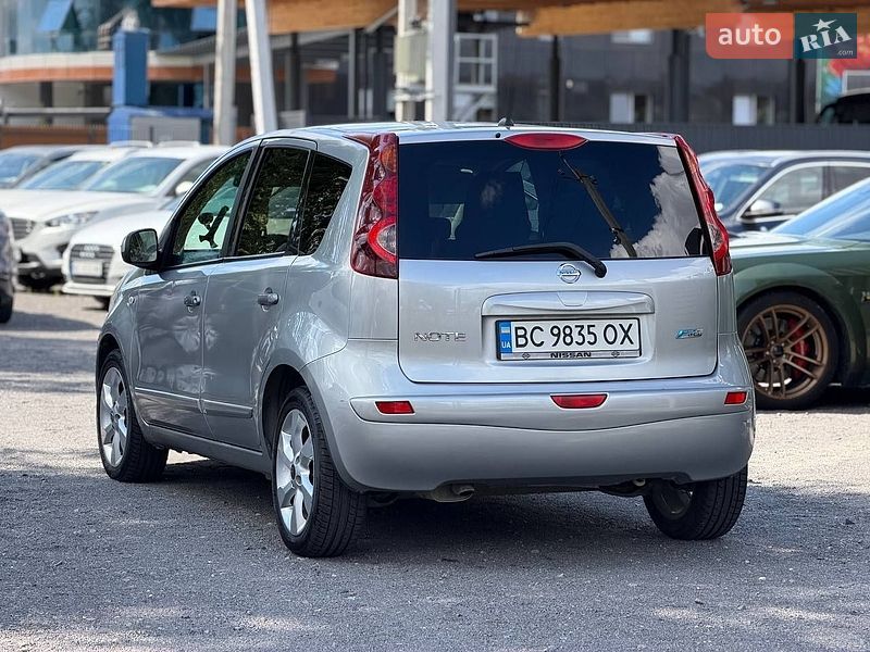 Хэтчбек Nissan Note 2011 в Львове