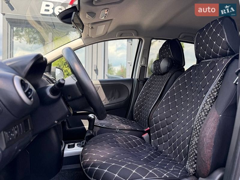 Хэтчбек Nissan Note 2011 в Львове
