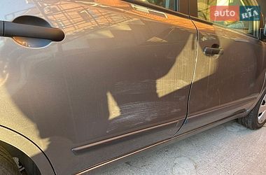 Хэтчбек Nissan Note 2011 в Борисполе
