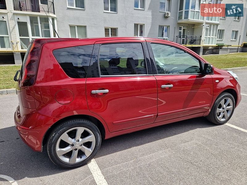 Хетчбек Nissan Note 2011 в Вінниці