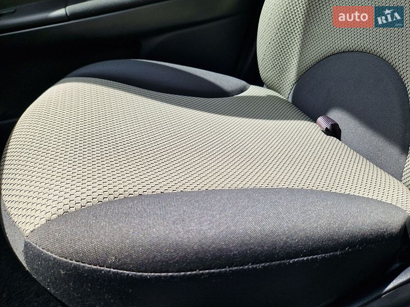 Хетчбек Nissan Note 2011 в Вінниці