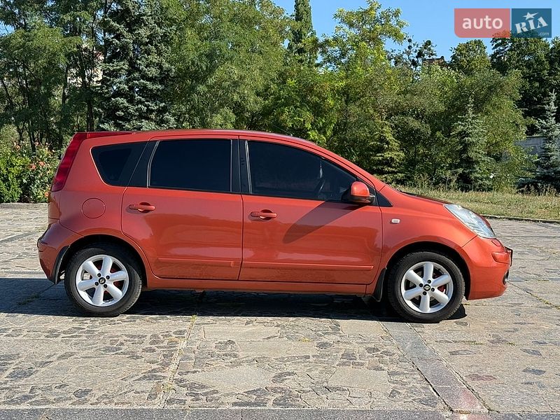 Хэтчбек Nissan Note 2007 в Черкассах