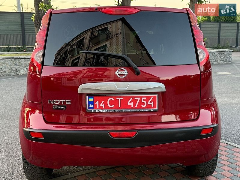 Хетчбек Nissan Note 2012 в Вінниці