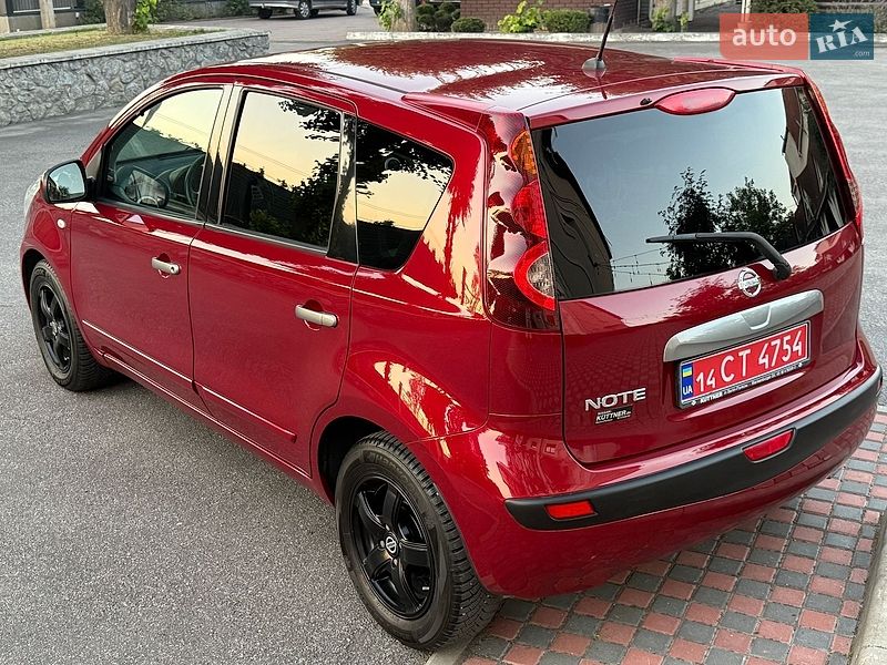 Хетчбек Nissan Note 2012 в Вінниці