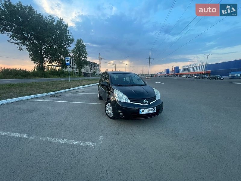Хэтчбек Nissan Note 2010 в Луцке