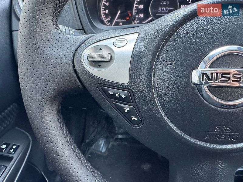 Хэтчбек Nissan Note 2015 в Киеве