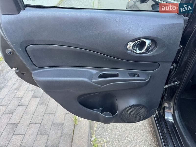 Хэтчбек Nissan Note 2015 в Киеве