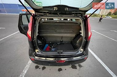 Хэтчбек Nissan Note 2010 в Луцке