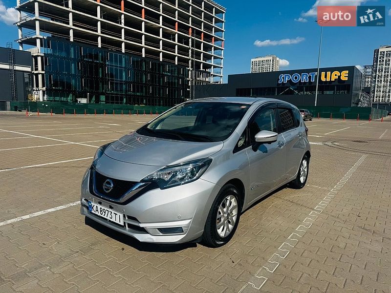 Хетчбек Nissan Note 2019 в Києві фото 2 Хетчбек Nissan Note 2019 в Києві