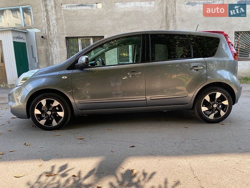 Хетчбек Nissan Note 2012 в Вінниці