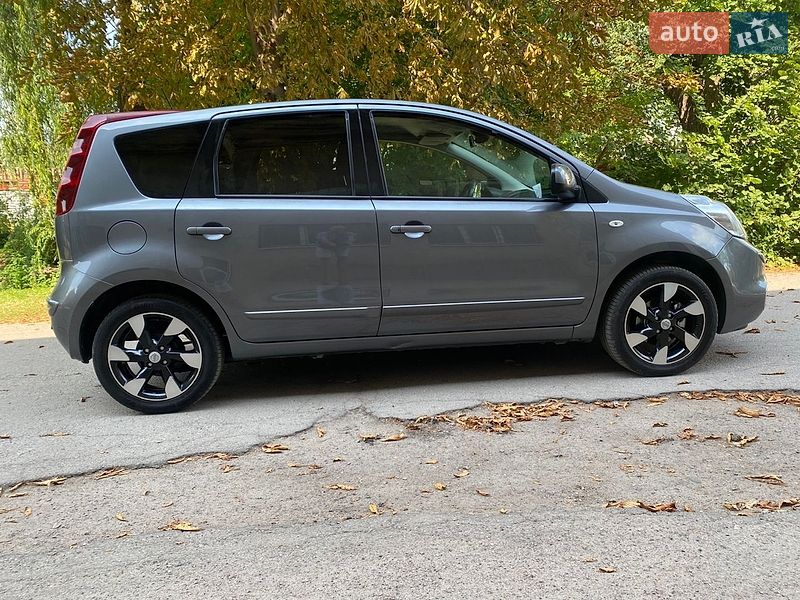 Хетчбек Nissan Note 2012 в Вінниці