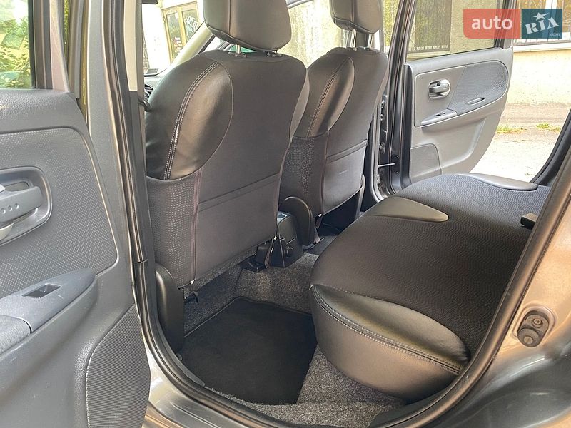 Хетчбек Nissan Note 2012 в Вінниці