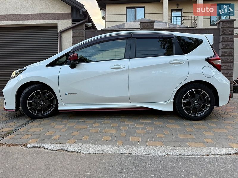 Хэтчбек Nissan Note 2017 в Одессе
