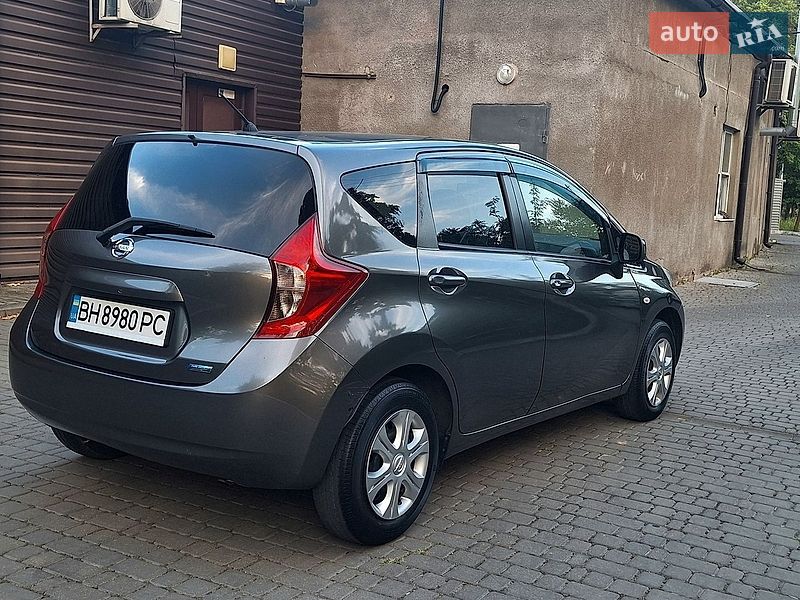 Хетчбек Nissan Note 2012 в Одесі