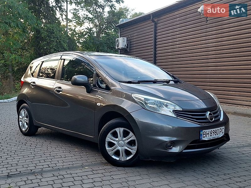 Хетчбек Nissan Note 2012 в Одесі