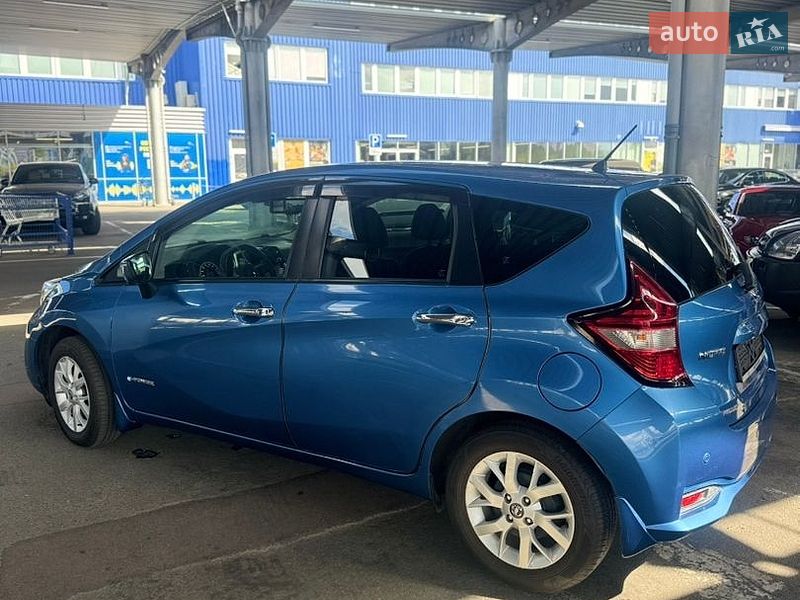 Хэтчбек Nissan Note 2018 в Киеве