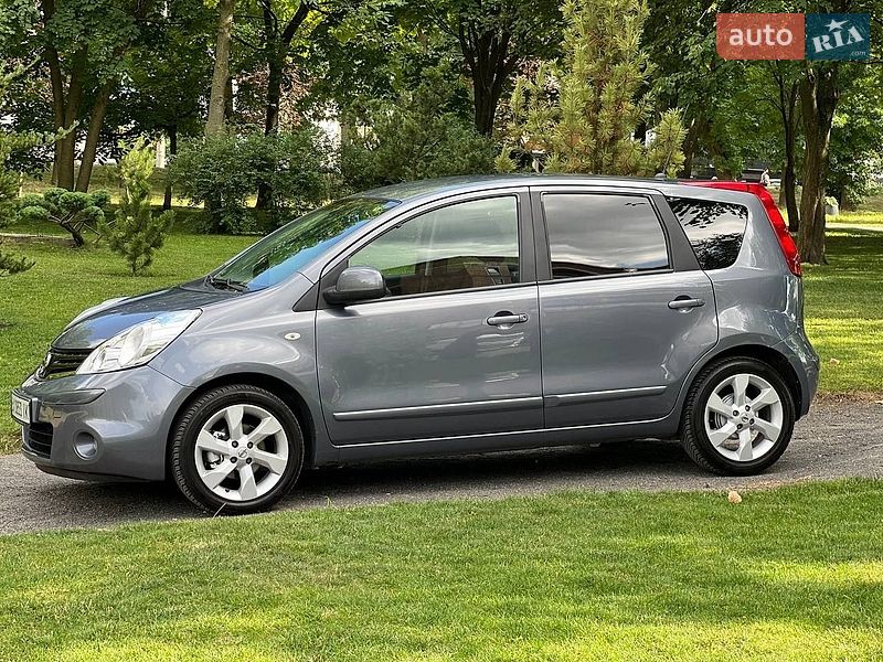 Хетчбек Nissan Note 2010 в Хмельницькому фото 12 Хетчбек Nissan Note 2010 в Хмельницькому