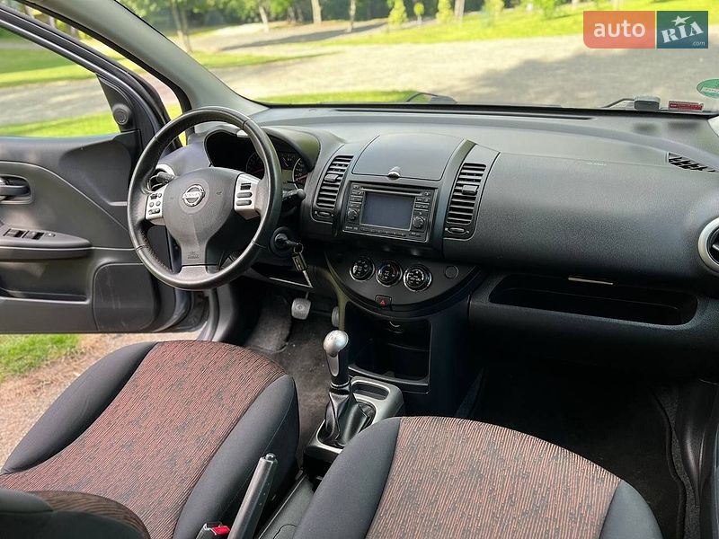 Хетчбек Nissan Note 2010 в Хмельницькому фото 37 Хетчбек Nissan Note 2010 в Хмельницькому