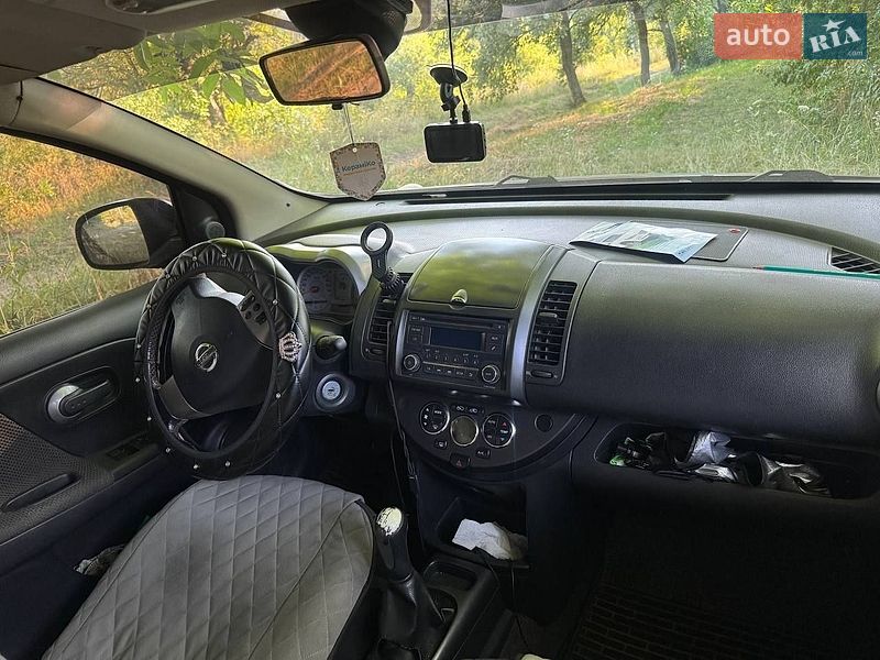Хэтчбек Nissan Note 2006 в Черновцах