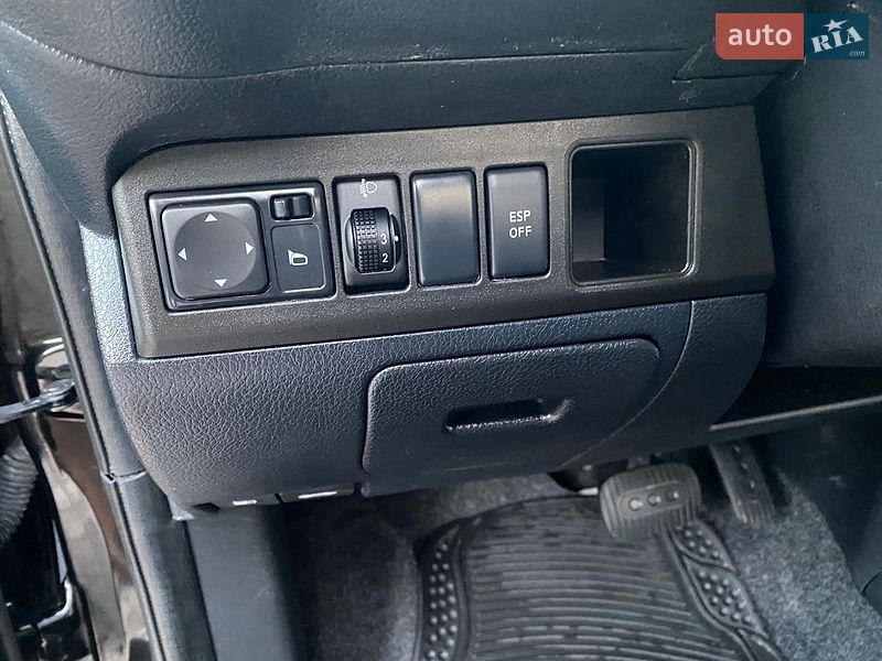 Хетчбек Nissan Note 2012 в Вінниці