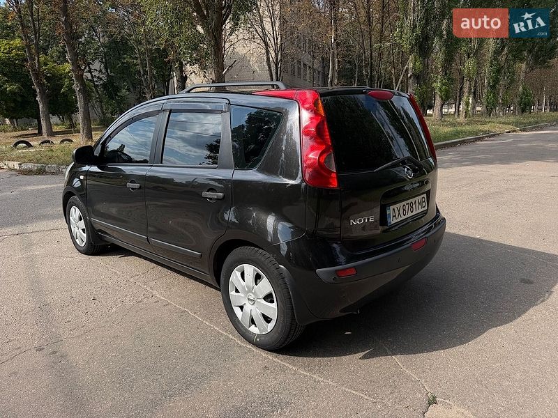 Хэтчбек Nissan Note 2006 в Харькове