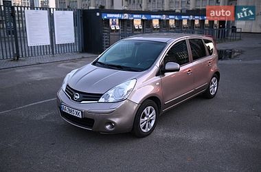 Хетчбек Nissan Note 2010 в Києві
