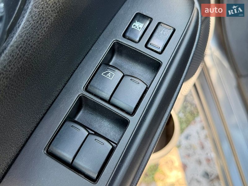 Хэтчбек Nissan Note 2017 в Одессе