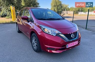 Хэтчбек Nissan Note 2018 в Киеве Хэтчбек Nissan Note 2018 в Киеве
