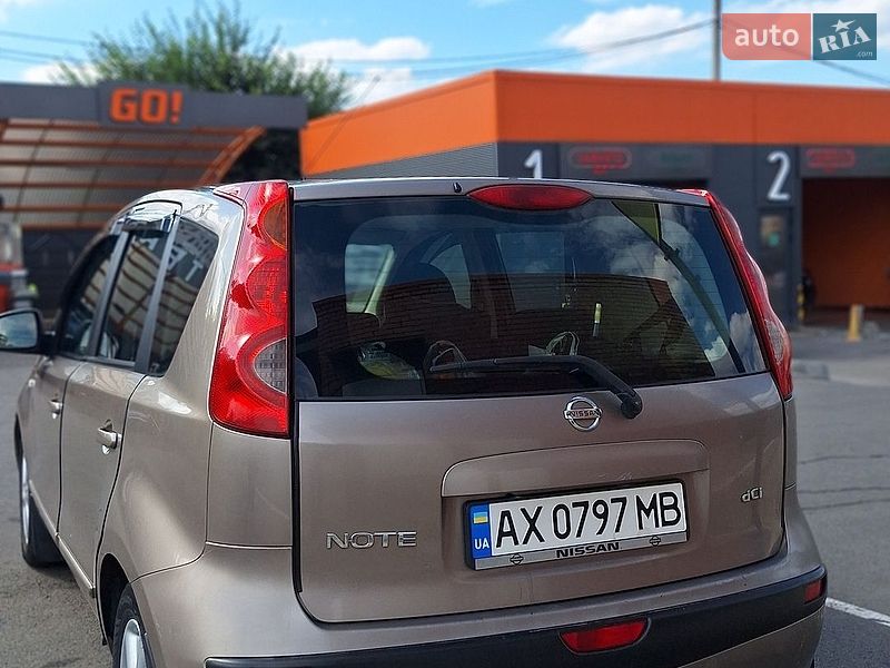 Хэтчбек Nissan Note 2006 в Павлограде