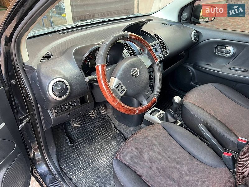 Хэтчбек Nissan Note 2011 в Фастове