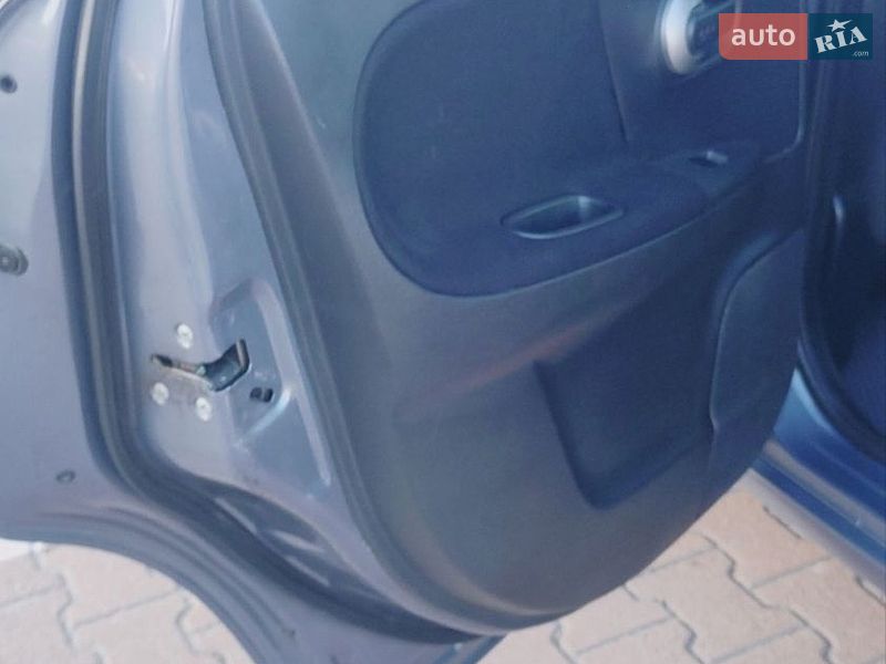 Хэтчбек Nissan Note 2009 в Житомире фото 20 Хэтчбек Nissan Note 2009 в Житомире