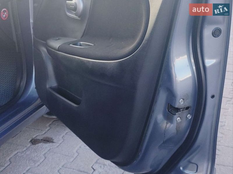 Хэтчбек Nissan Note 2009 в Житомире фото 23 Хэтчбек Nissan Note 2009 в Житомире