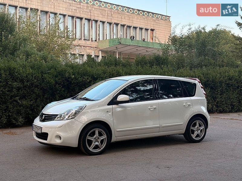 Хэтчбек Nissan Note 2012 в Умани