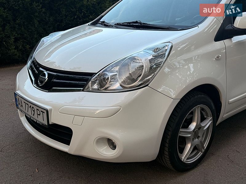 Хэтчбек Nissan Note 2012 в Умани