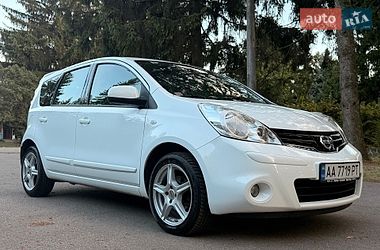 Хэтчбек Nissan Note 2012 в Умани