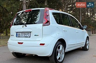 Хэтчбек Nissan Note 2012 в Умани