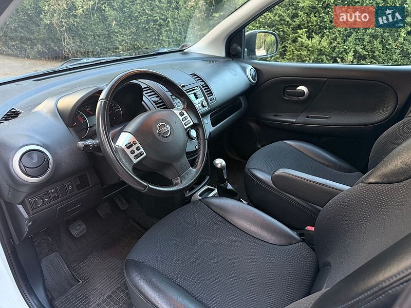 Хэтчбек Nissan Note 2012 в Умани