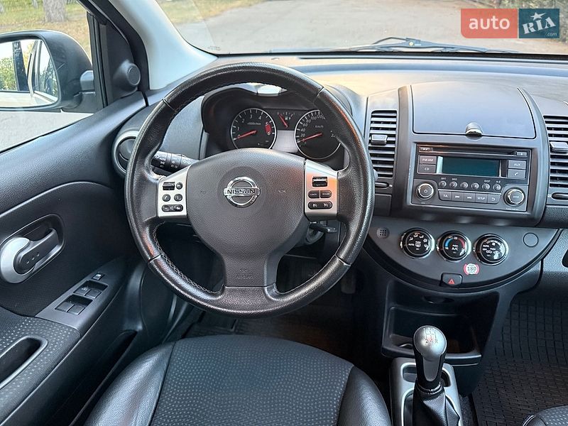 Хэтчбек Nissan Note 2012 в Умани