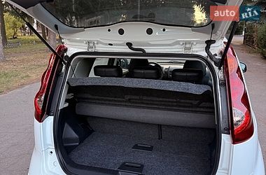 Хэтчбек Nissan Note 2012 в Умани