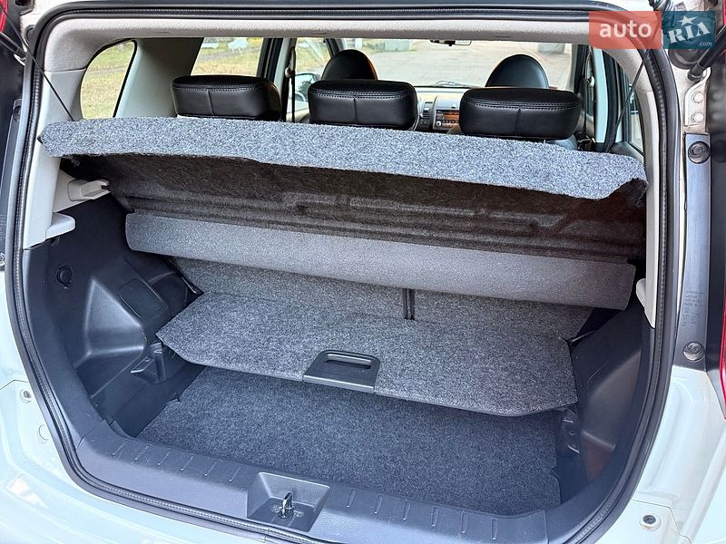 Хэтчбек Nissan Note 2012 в Умани