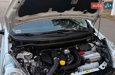 Хэтчбек Nissan Note 2012 в Умани