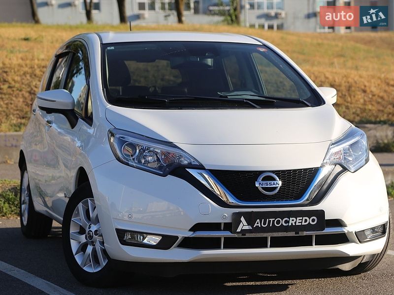 Хэтчбек Nissan Note 2018 в Киеве