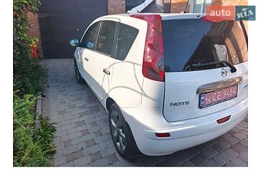 Хетчбек Nissan Note 2011 в Вінниці