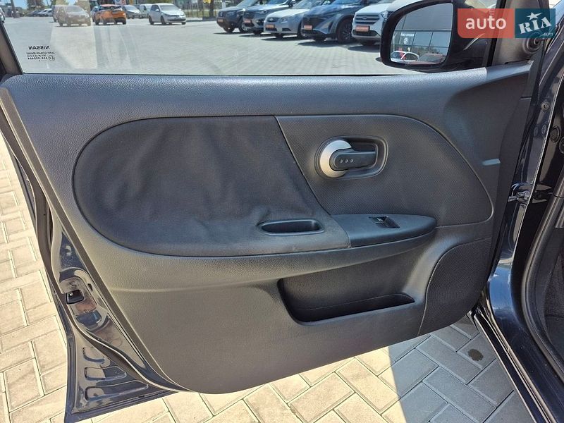 Хетчбек Nissan Note 2011 в Кропивницькому