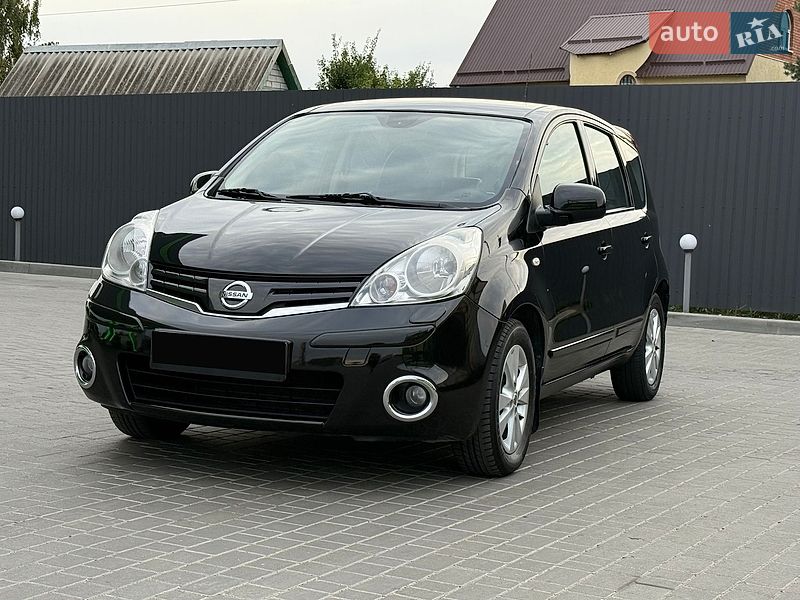 Хэтчбек Nissan Note 2012 в Днепре