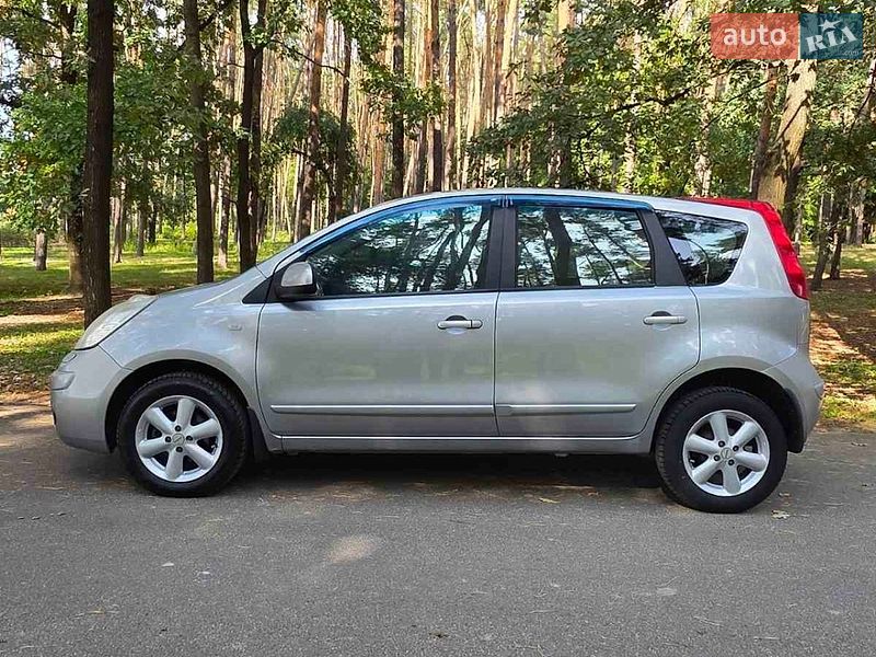 Хетчбек Nissan Note 2007 в Києві