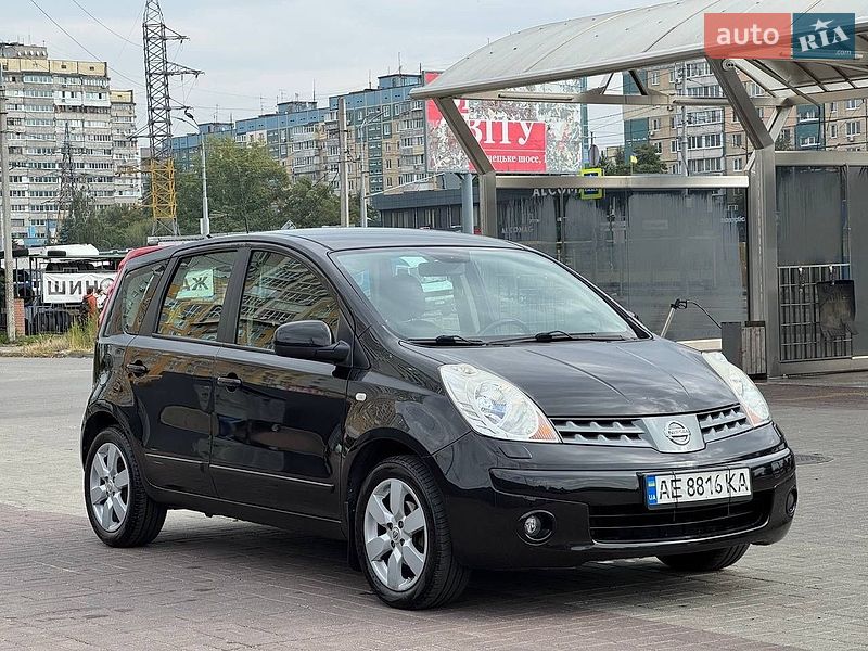 Хэтчбек Nissan Note 2008 в Днепре